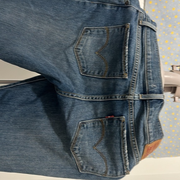 Levi’s ripped jeans - Picture 5 of 5